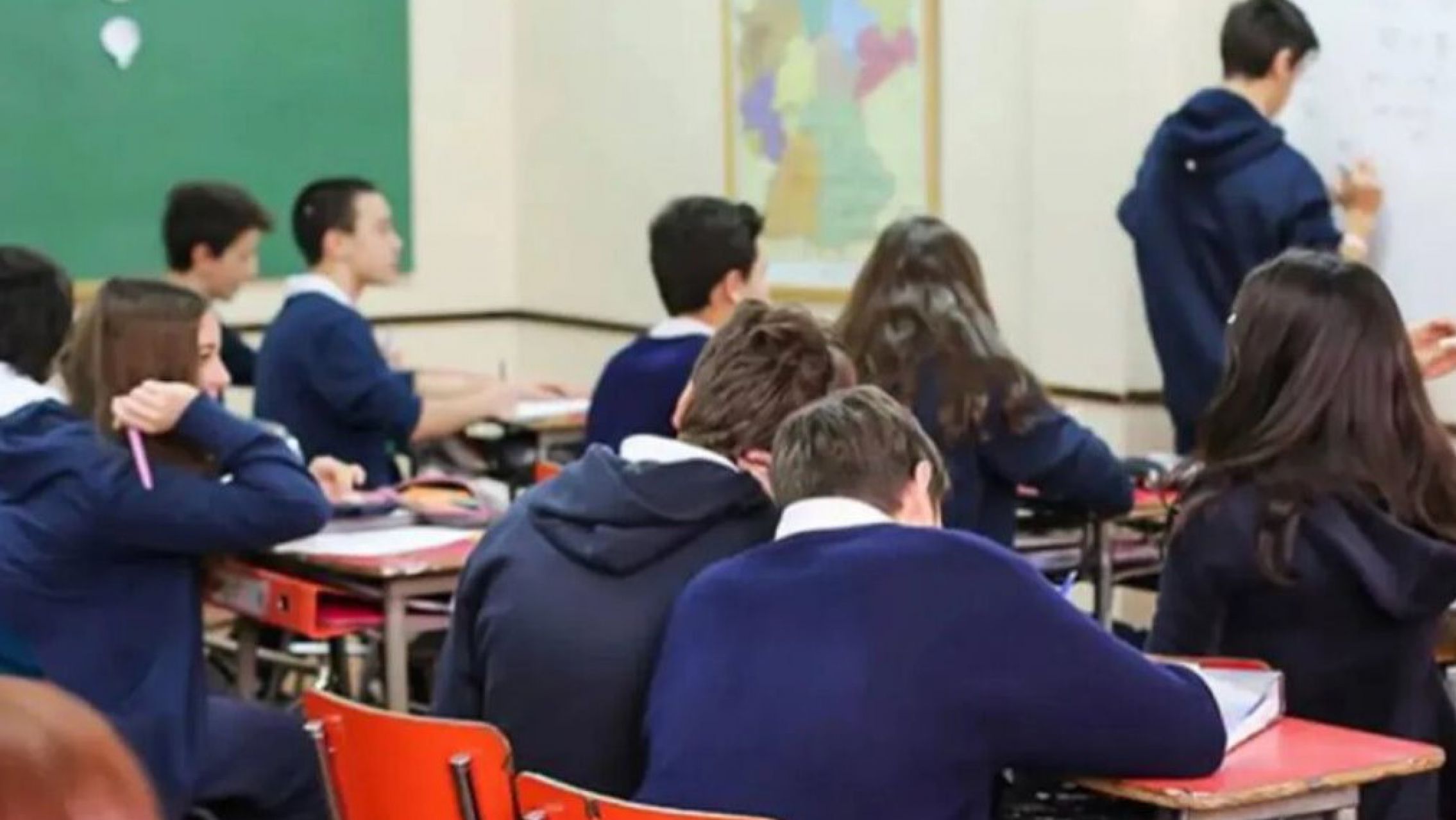 Quiénes no cobrarán los vouchers educativos en octubre